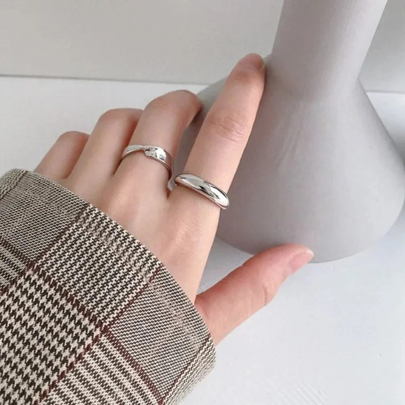 925 Sterling Silver Minimalist Simple Stackable Ring Band Gold or Silver - Picture 8 of 10